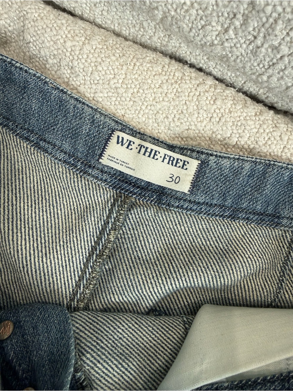 We The Free Osaka Relaxed Shorts, Size 30 - Picture 3 of 5